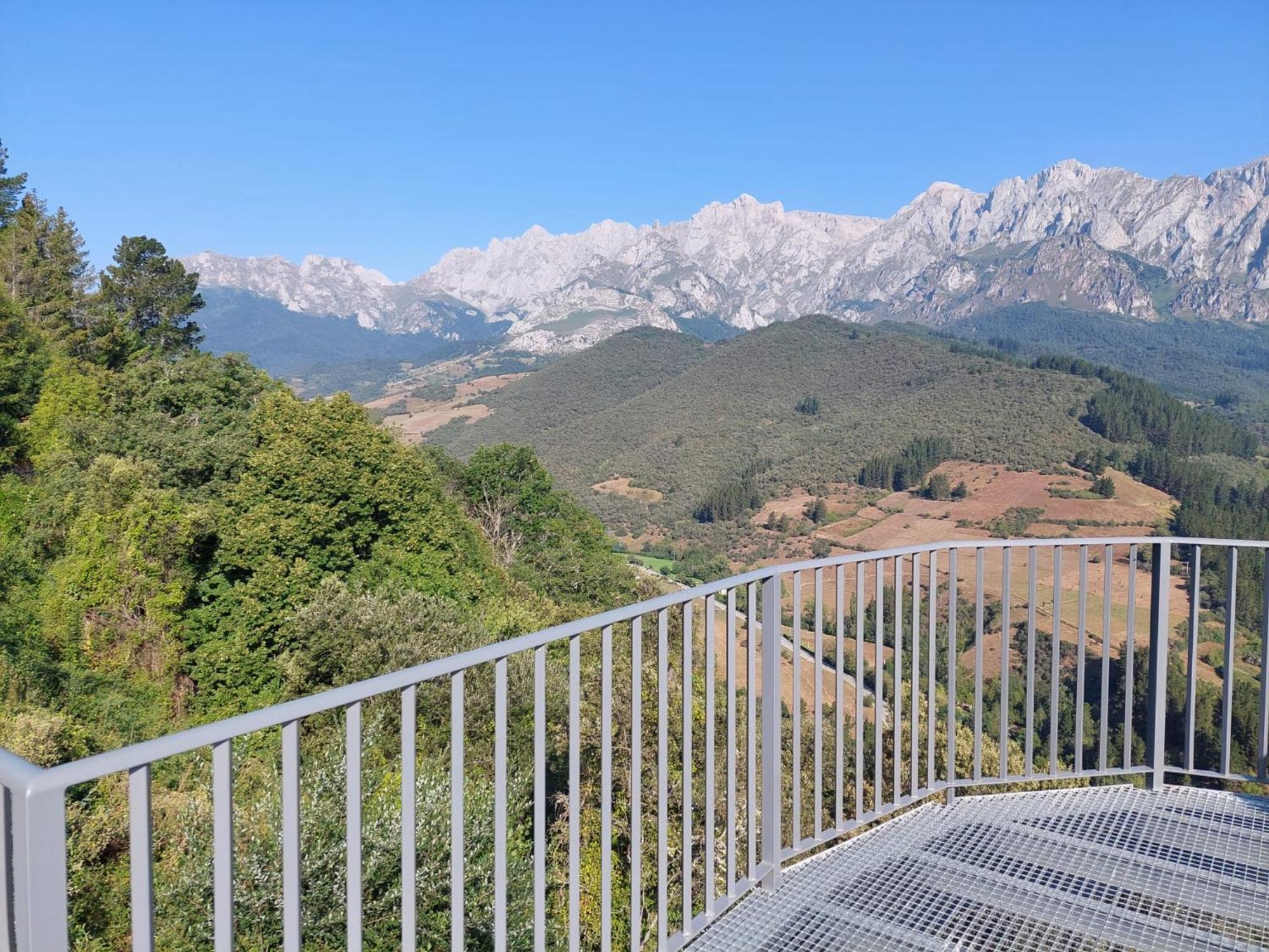 Hosteria Picos De Europa Potes Exterior foto