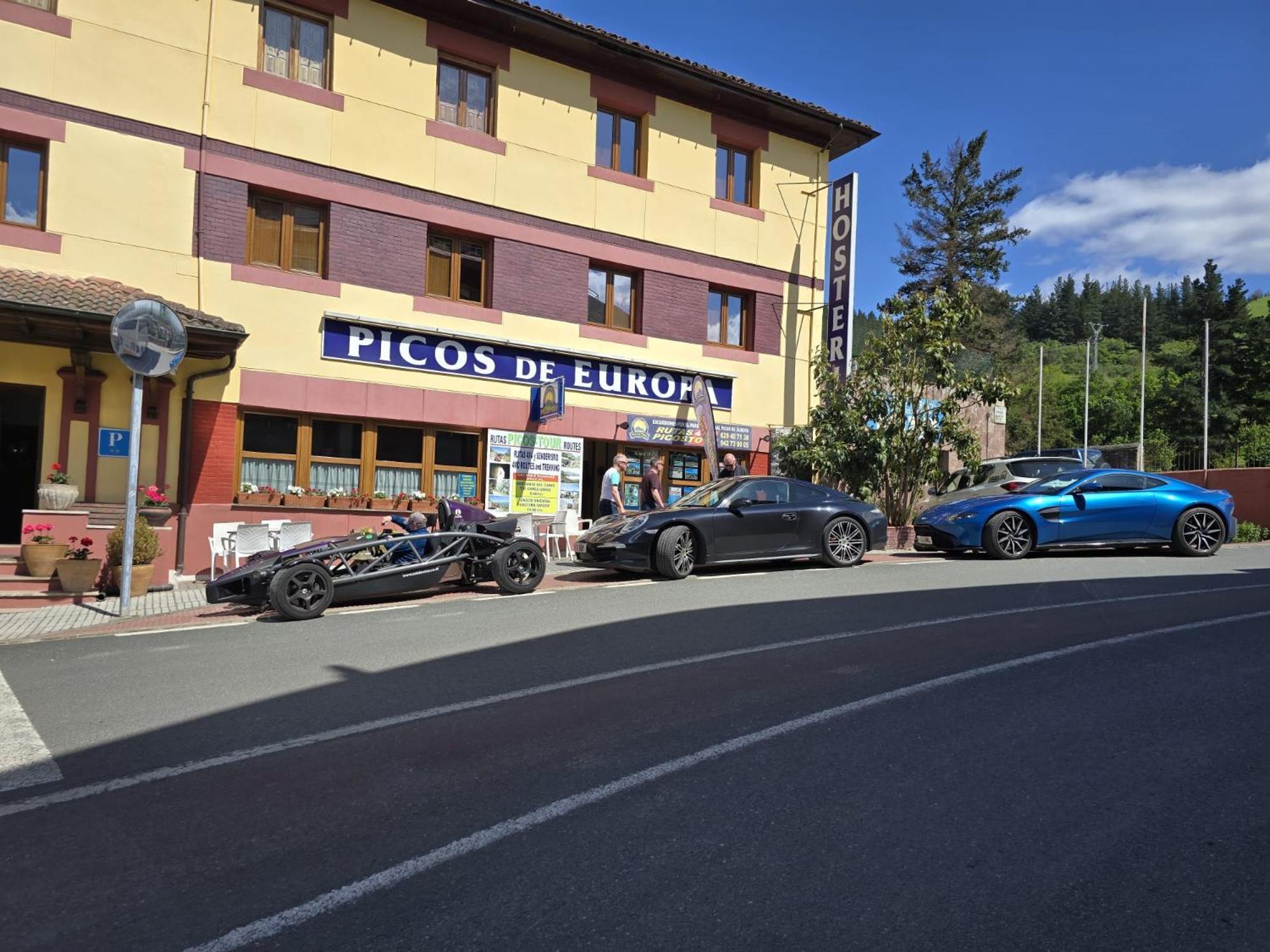 Hosteria Picos De Europa Potes Exterior foto